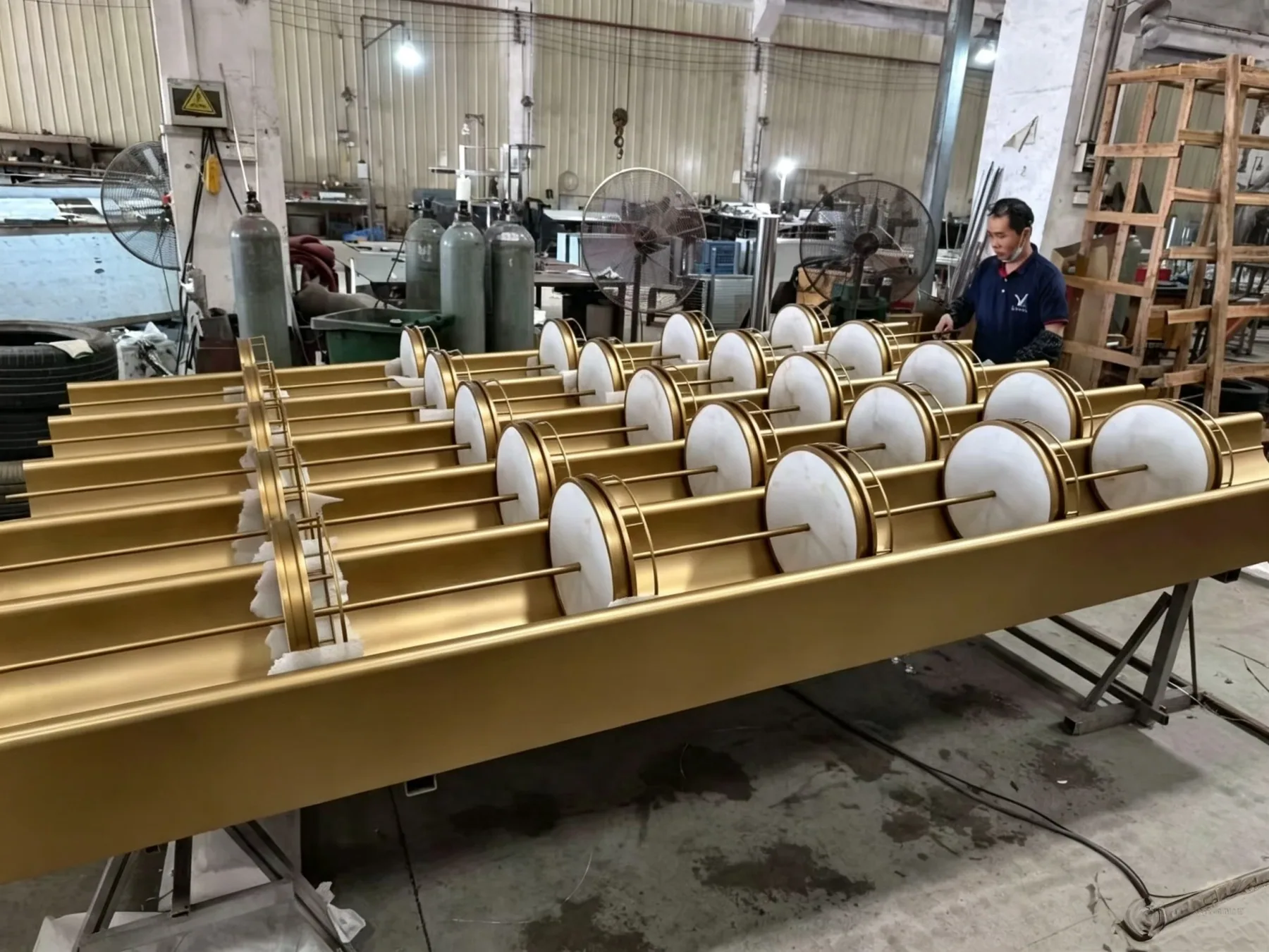 Stainless steel wine display products in production